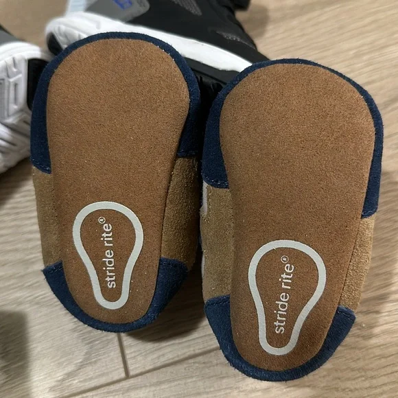 Baby shoes bundle - Picture 14 of 17